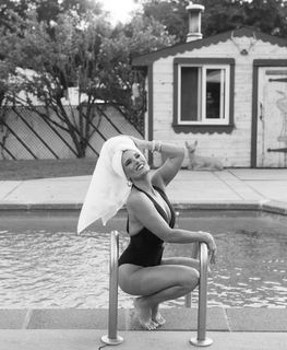 Heidi D'Amelio feet photo thumbnail