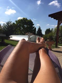 Heidi Janku feet photo 10