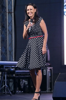 Heidi Janku feet photo 3