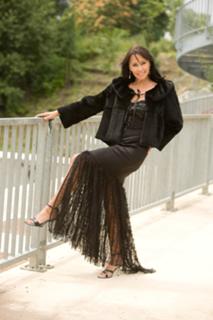Heidi Janku feet photo 19