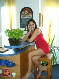 Heidi Janku feet photo 17