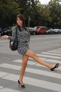 Heidi Janku feet photo 13