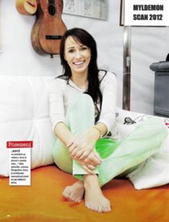 Heidi Janku feet photo 2