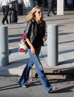 Heidi Klum feet photo thumbnail