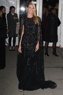 Heidi Klum feet photo thumbnail
