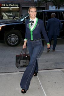 Heidi Klum feet photo thumbnail
