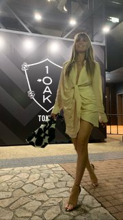 Heidi Klum feet photo thumbnail