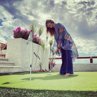 Heidi Klum feet photo thumbnail