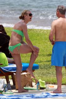 Heidi Klum feet photo thumbnail
