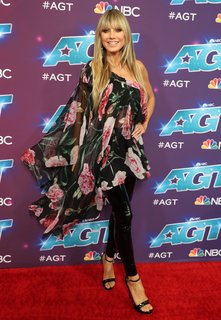 Heidi Klum feet photo thumbnail