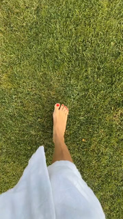 Heidi Klum feet photo thumbnail