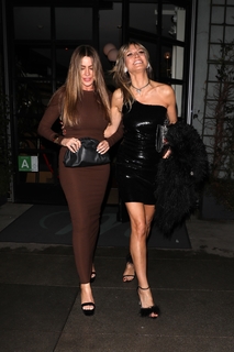 Heidi Klum feet photo thumbnail