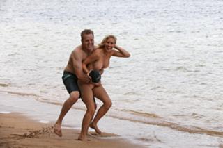 Heidi Montag feet photo thumbnail