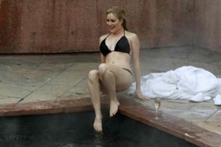 Heidi Montag feet photo thumbnail