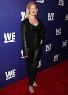 Heidi Montag feet photo thumbnail