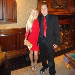 Heidi Montag feet photo thumbnail