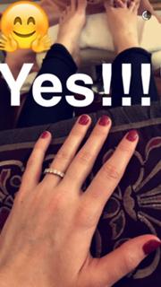 Heidi Montag feet photo thumbnail