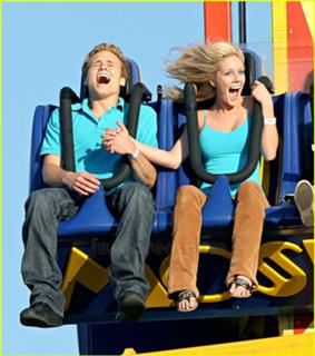 Heidi Montag feet photo thumbnail