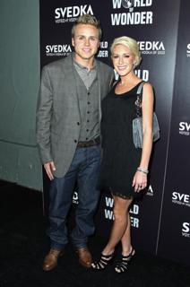 Heidi Montag feet photo thumbnail