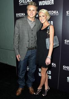 Heidi Montag feet photo thumbnail