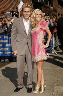 Heidi Montag feet photo thumbnail