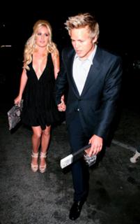 Heidi Montag feet photo thumbnail
