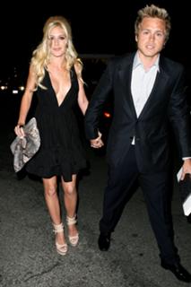 Heidi Montag feet photo thumbnail