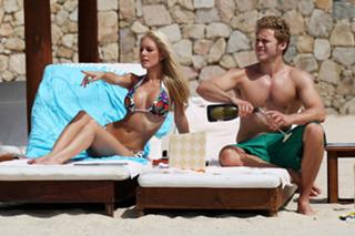 Heidi Montag feet photo thumbnail