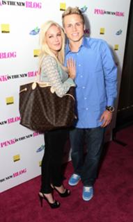 Heidi Montag feet photo thumbnail
