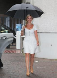 Heidi Range feet photo 6