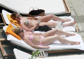 Heidi Range feet photo 2