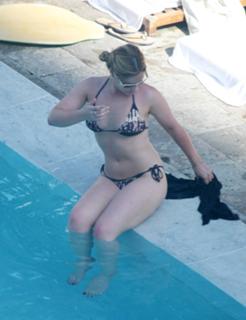 Heidi Range feet photo 16