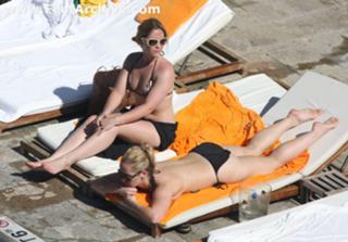 Heidi Range feet photo 12