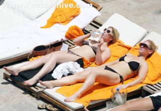 Heidi Range feet photo 1