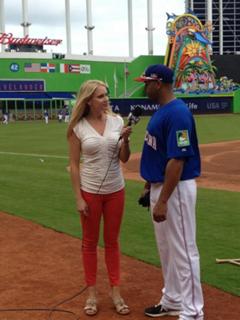 Heidi Watney feet photo 9
