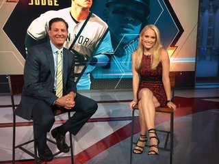 Heidi Watney feet photo 8