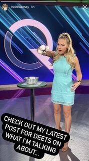 Heidi Watney feet photo 6