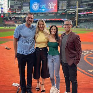 Heidi Watney feet photo 12