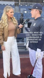 Heidi Watney feet photo 8