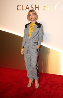 Heike Makatsch feet photo thumbnail