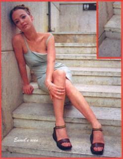 Heike Makatsch feet photo thumbnail