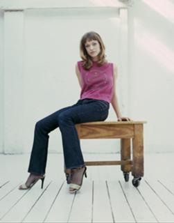 Heike Makatsch feet photo thumbnail