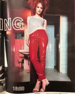 Heike Makatsch feet photo thumbnail