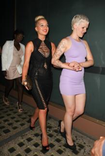 Helen Flanagan feet photo thumbnail