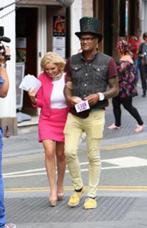 Helen Flanagan feet photo thumbnail