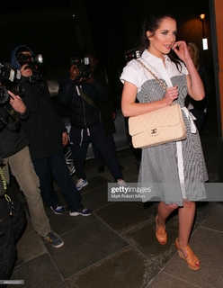 Helen Flanagan feet photo thumbnail