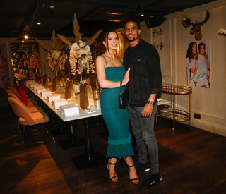 Helen Flanagan feet photo thumbnail