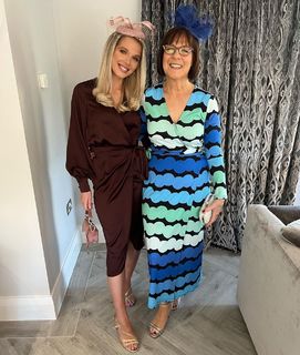 Helen Flanagan feet photo thumbnail