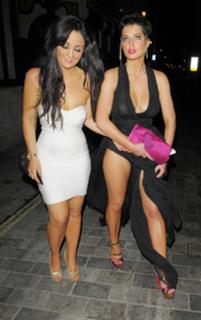 Helen Flanagan feet photo thumbnail
