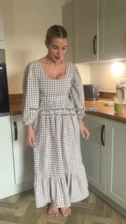 Helen Flanagan feet photo 2